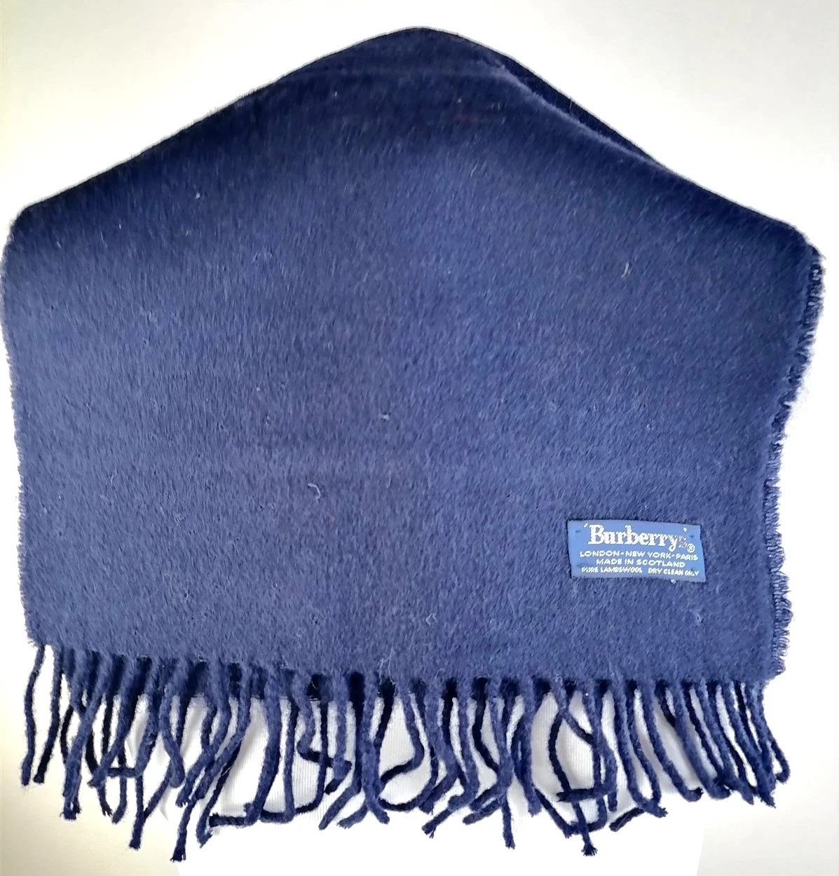 Burberry Navy Plain Scarf One Size 100% Lambswool Winter Fashion Soft 3-226