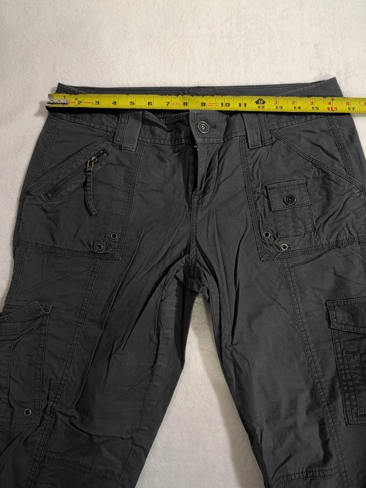Apt. 9 Pantalones capri cargo gris claro oscuro para mujer, talla 10 Foto 4 de 4