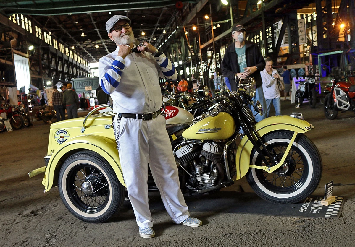 Click photo thumbnail to view