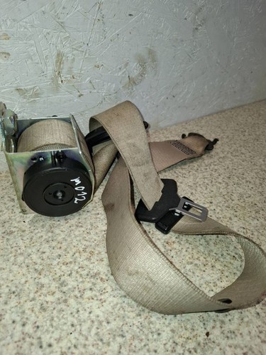 BMW 5 F10 F11 2011 Vorne links Sicherheitsgurt vorne 610126300B VAQ801