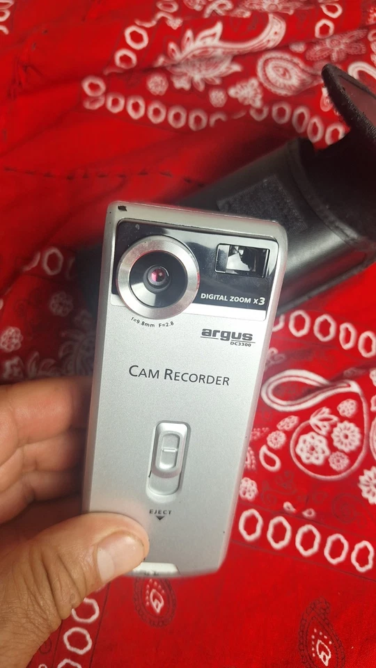 Cámara digital y cámara web Argus DC3300 5,0 MP funcionando Foto 4 de 4