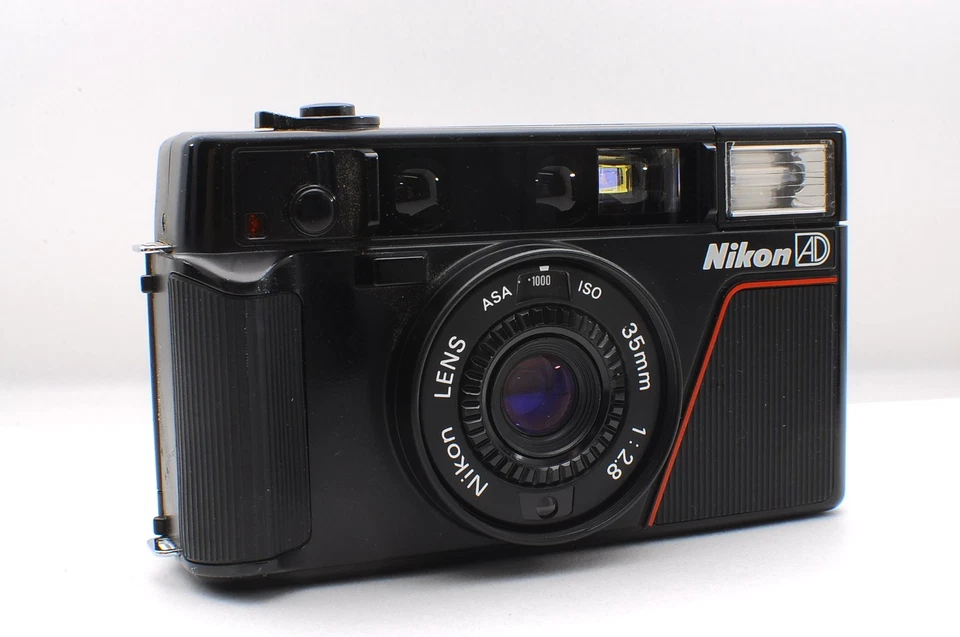 Câmera Nikon L35 AD Pikaichi Point &Shoot ISO1000 35mm do Japão [QUASE EM PERFEITO ESTADO+] - Imagem 3 de 4