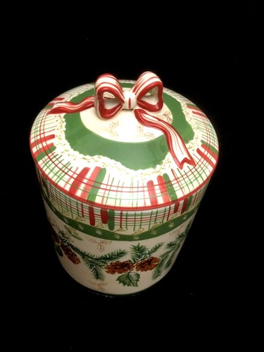 Harry & David Christmas Pinecone Cookie Jar red/white bow on top NIB - Picture 3 of 11