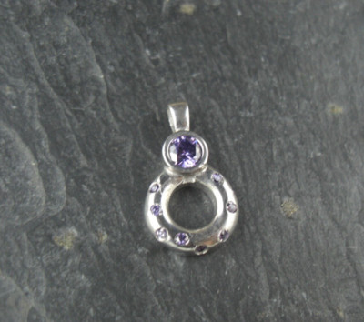 Pendant Necklace Rhodium Plated Elegant Build Cubic Zirconia 925 Sterling Silver