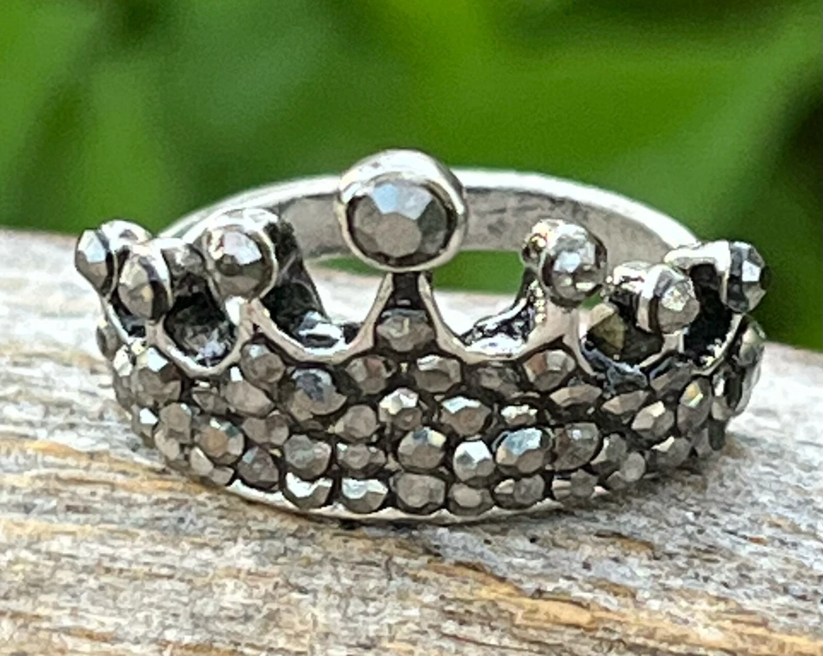 Kids crown hotsell ring
