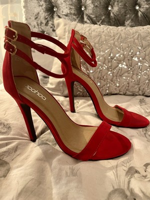 size 4 strappy heels