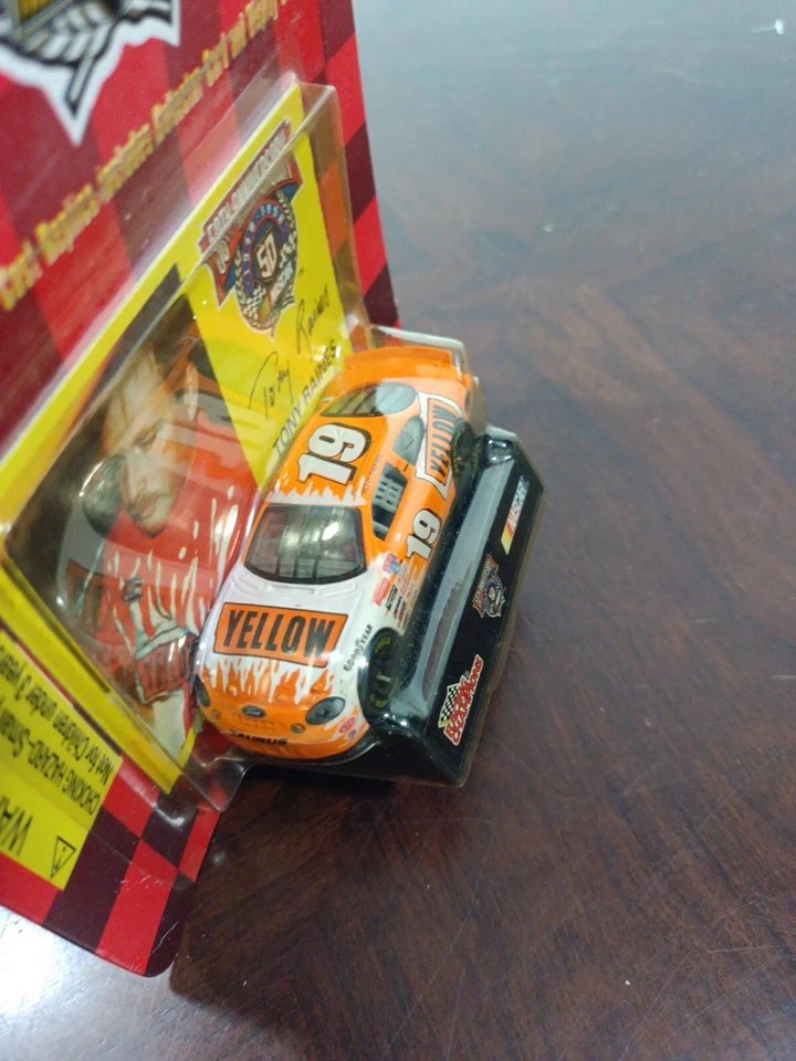 50 Aniversario Tony Raines #19 Racing Champions 1/64 NASCAR Diecast  Foto 2 de 3