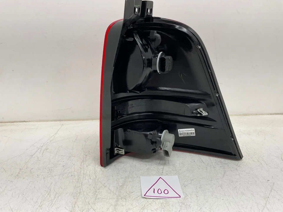 Luz trasera izquierda Ford Freestar 2004 2005 2006 2007 OEM Foto 4 de 4