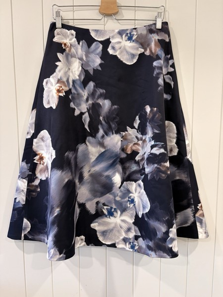 Keepsake Size L Navy Floral Satin A-Line Knee Length Circle Skirt Lined