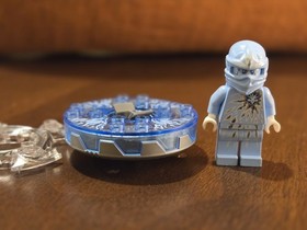  LEGO NINJAGO NRG Zane Minifigure Blue Ice 9590 Njo0068 Rise Of The Snakes