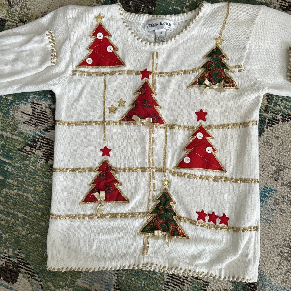 Victoria Harbour Christmas sweater size Mwith the embroidered Christmas 2.5lenth - Image 3 of 4
