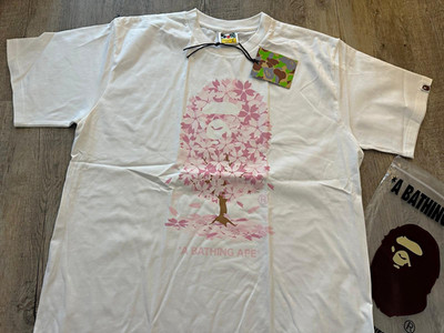 A Bathing Ape Herren T-Shirt XL Weiß/Rosa APE Head Sakura Print Kurzarm