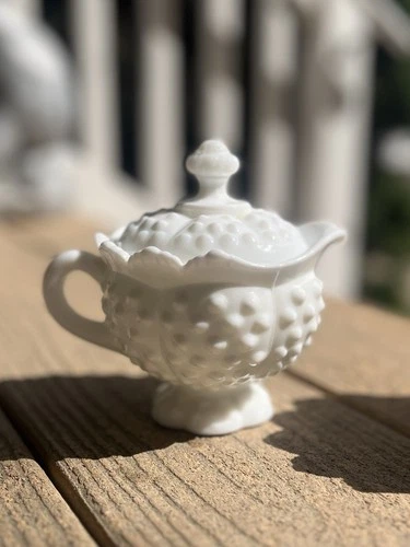 Vintage Fenton Classic Milk Glass Hobnail Creamer and Sugar Bowl Set Excellent!