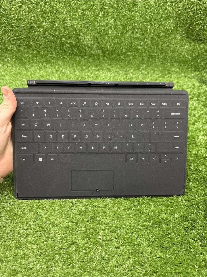 Microsoft Surface Touch Cover Keyboard - Model 1515 - Black. 19 - Image 2 of 4