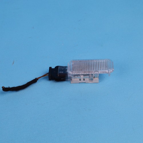 Audi VW Seat Skoda Einstiegsleuchte 8D0947415 Türbeleuchtung Türverkleidung PE4