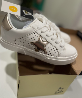 art class White/Gold Low Top Lace-Up Sneakers Solid Casual Athletic girls 