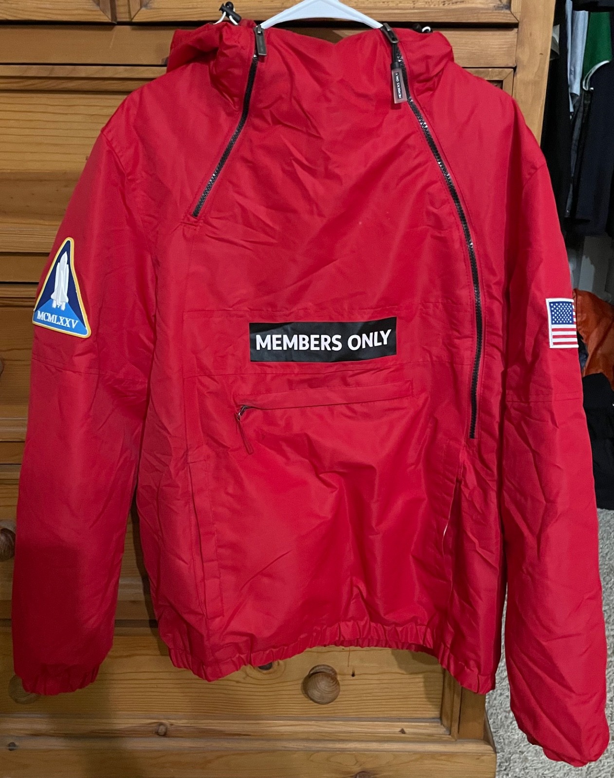 Mens Member's Only NASA Popover Jacket with sleeve Patches Size L