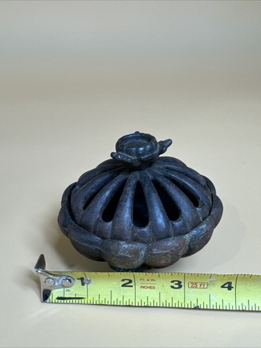 Antique Chinese Bronze 3 Footed figural incense burner With Lid C - Picture 3 of 8