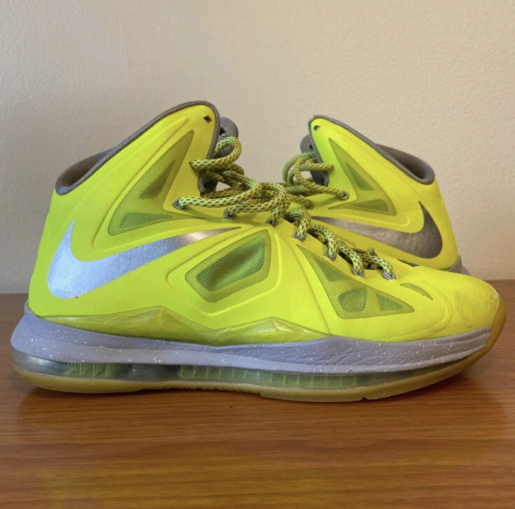 Lebron clearance x volt