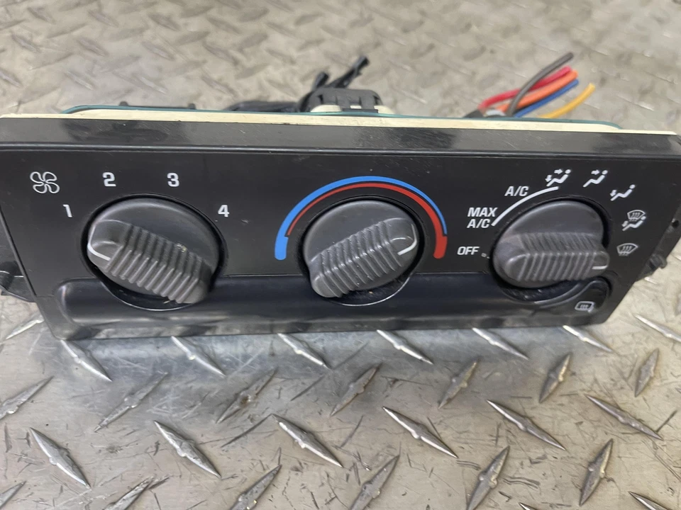 Chevrolet S10 GMC Sonoma 1999-2004 conjunto de control de clima probado OEM + Foto 3 de 4