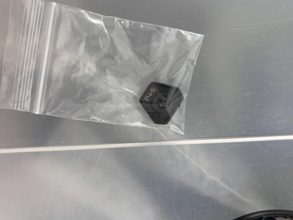 Titleist Tsi4 9 / 9.0 ° - Head Only w/cover, weight - Image 2 of 4