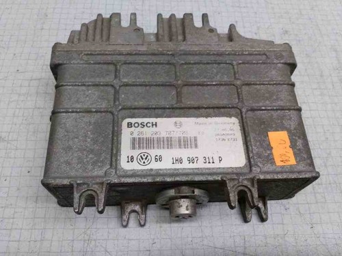 VW GOLF III 1H1 Motorsteuergerät ECU 0261203707 0261203708 1H0907311P 32622100