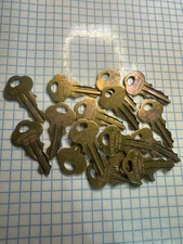 CHOICE OF (1)  ORIGINAL "CHICAGO" DOUBLE SIDED KEY FROM LIST - 1700 SERIES.