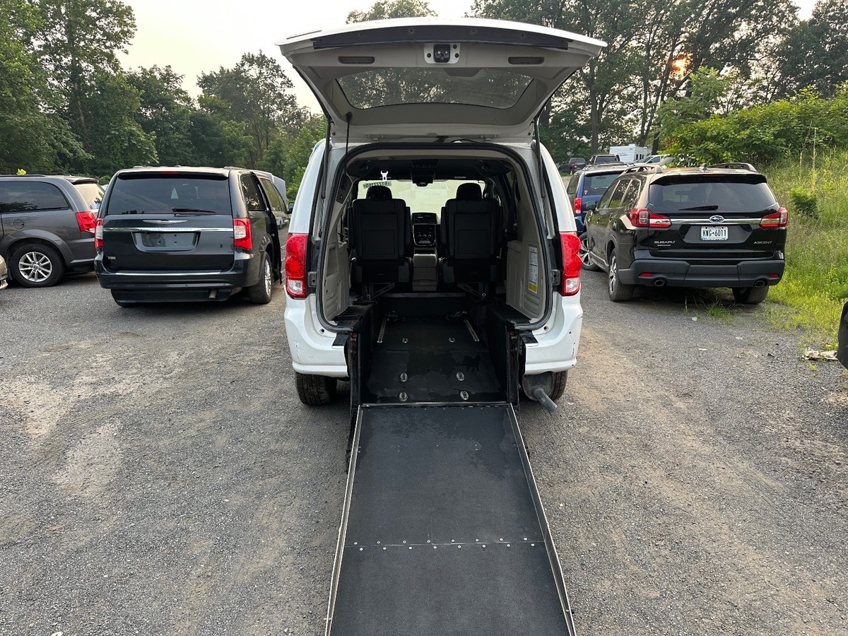 Wheelchair Accessible 2018 Dodge Van For Sale Accessible Vehicles