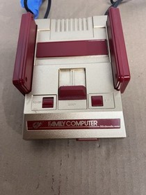 AV Mod Nintendo Famicom Console CLV-101 Gold
