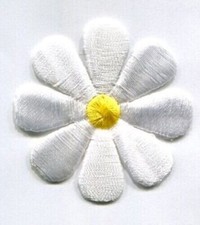 IRON ON PATCH APPLIQUE DAISY 1 1/2" white FREE SHIPPING