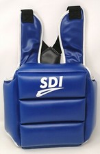 SDI - PLASTRON DE BOXE / TAEKWONDO / KARATE RÉVERSIBLE ROUGE/BLEU JUNIOR