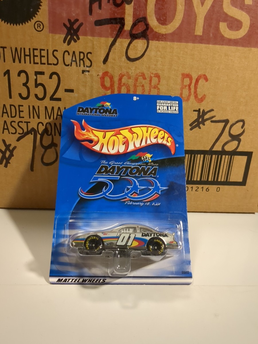 Hot Wheels Nascar Daytona 500 February 18, 2001 Silver NEW ON CARD