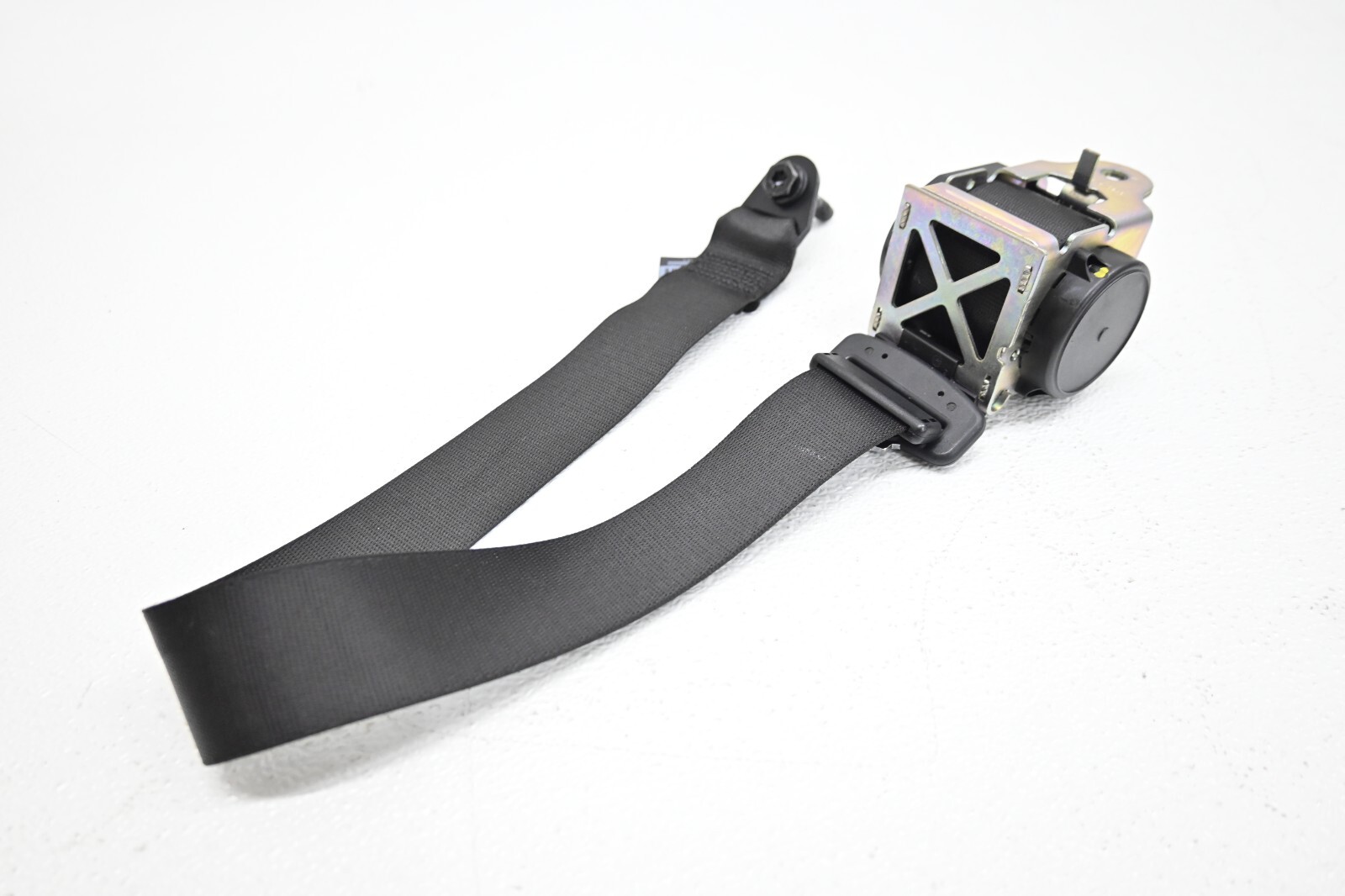 ⭐ 14-21 Maserati Ghibli Rear Right or Left Seat Belt Retractor Black Oem