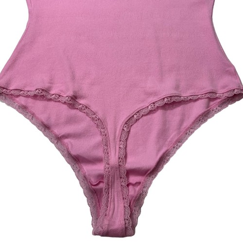 SKIMS Lace Pointelle Cami Bodysuit Bubble Gum 3X - Picture 6 of 11