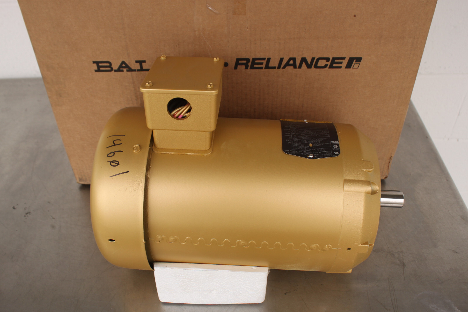 BALDOR RELIANCE VEM3561T 3HP 3PH TOTALLY ENCLOSED ELECTRIC MOTOR NEW eBay