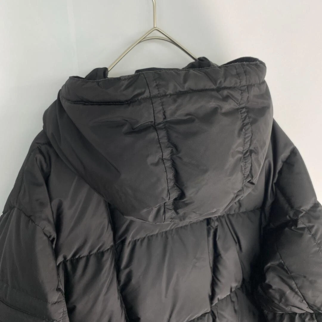 w2577 Prada piumino PRADA triangolo logo placca cappotto trapuntato nero con cappuccio