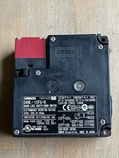 OMRON D4NL-1CFG-B GUARD LOCK SAFETY DOOR SWITCH