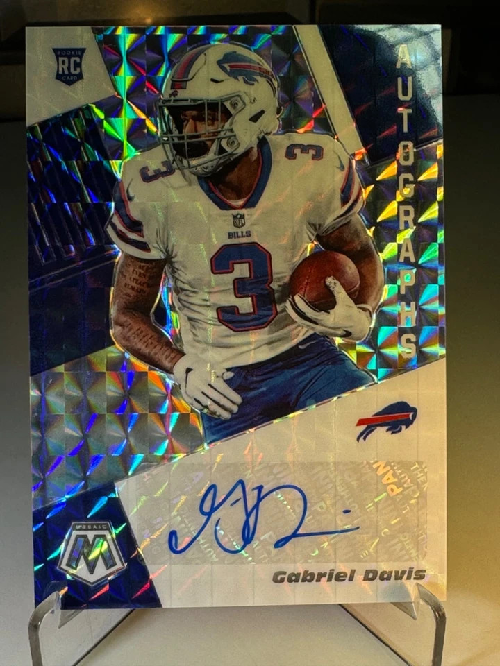 2020 Panini Mosaic Football NFL Buffalo. Gabriel Davis Rookie Autographs RA-39 - Image 3 of 4