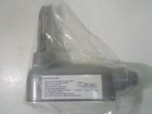 NIB General Eastern Model DEW-10-2X2 Higrómetro de espejo refrigerado - Imagen 3 de 4