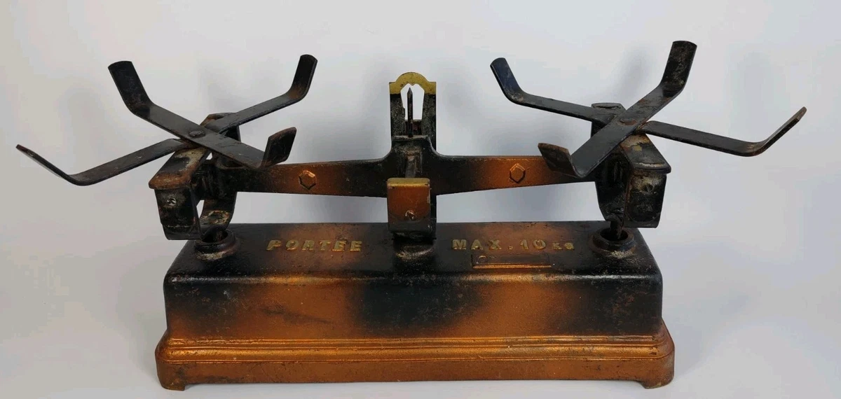 Boîte à épices, Bois Et Fer, Art Populaire XIXe Ou Avant, ét