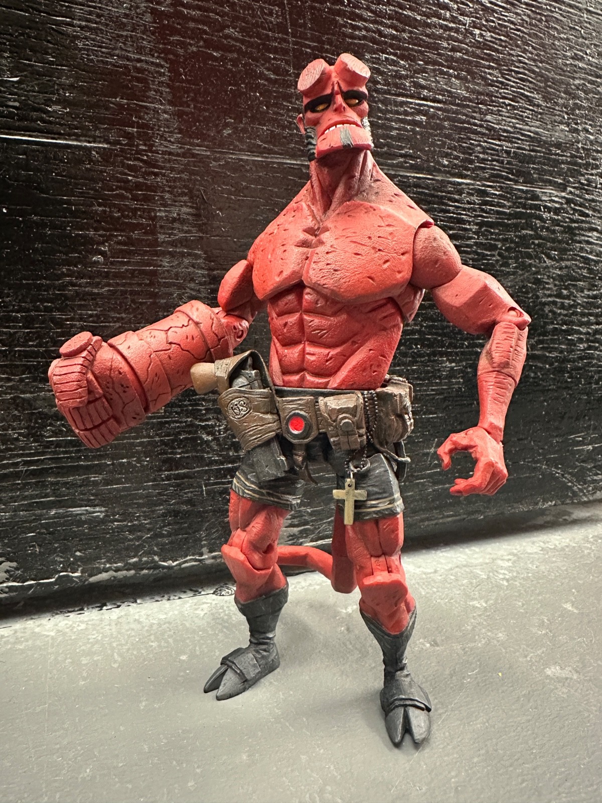 Mignola Gritted Teeth Grinning