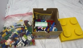 LOT OF 2 LEGO CLASSIC SETS 10692 10693 NOT COMPLETE