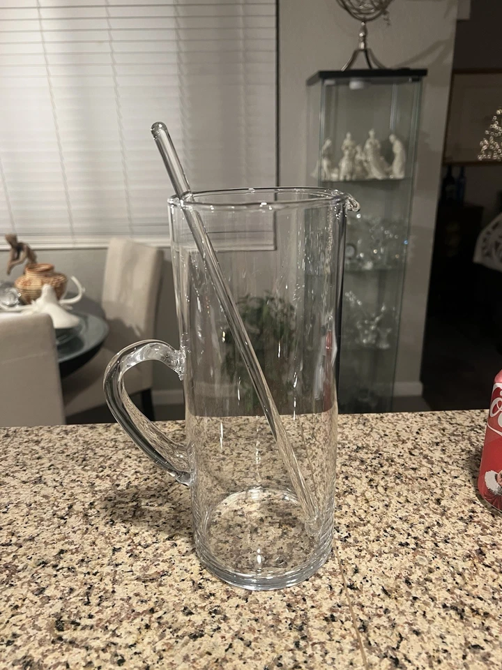 Vasos de Martini Artland Prescott soplados a mano de panal con jarra mezcladora y agitador Foto 3 de 3
