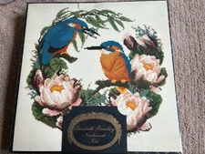 NIB ELIZABETH BRADLEY TAPESTRY KIT WATERLILIES CREAM BACKGROUND