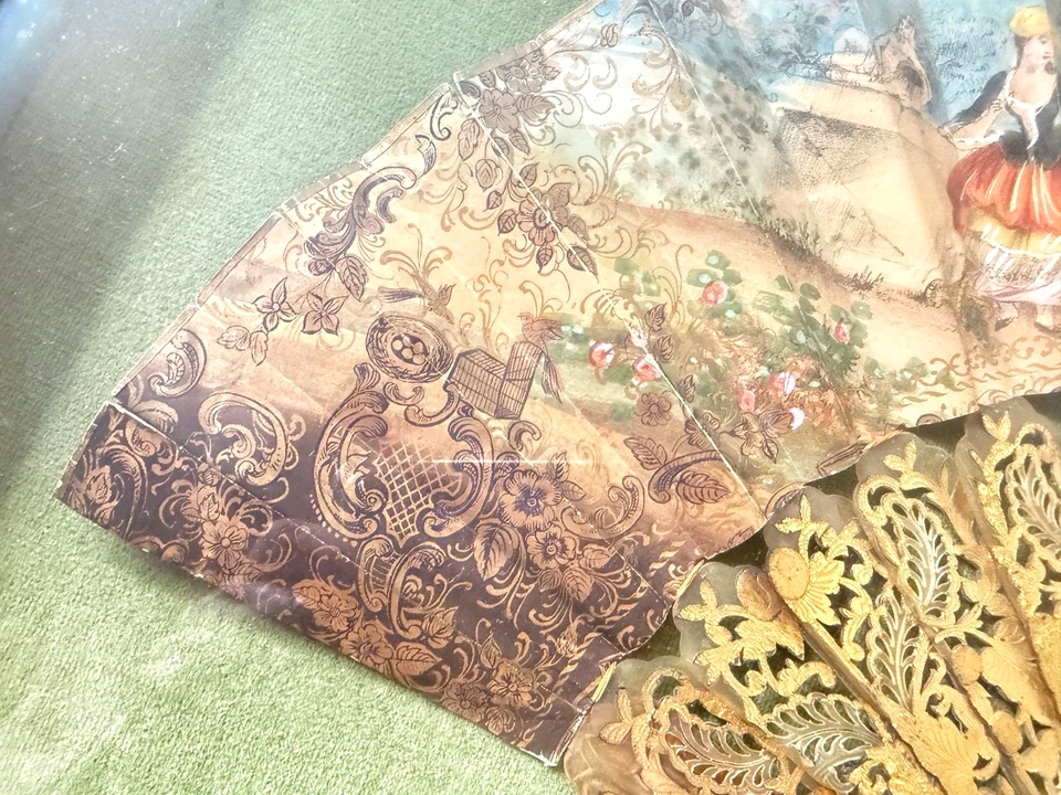 Antique Hand Painted Fan in Frame ZZ657 - Image 4 of 4