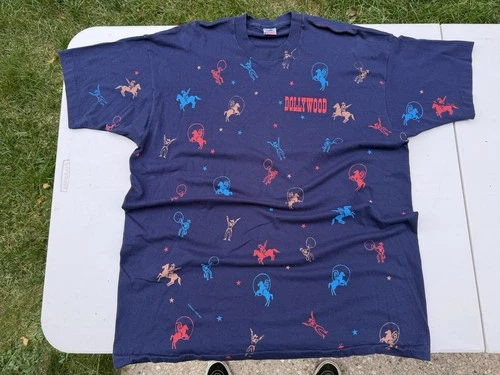 Vtg 1993 DOLLYWOOD All Over Print T-shirt Mens XXL Dolly Par 1990s vintage concert t-shirt, vintage, size XXL, single stitch, B+ condition