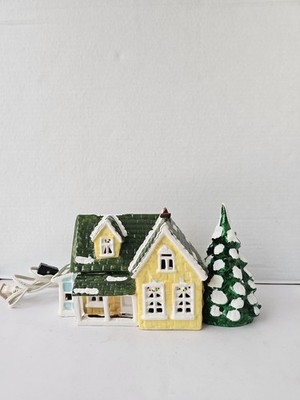 1983 Department 56 Snow Lighted House Series Taiwan  NANTUCKET Christmas Tested 