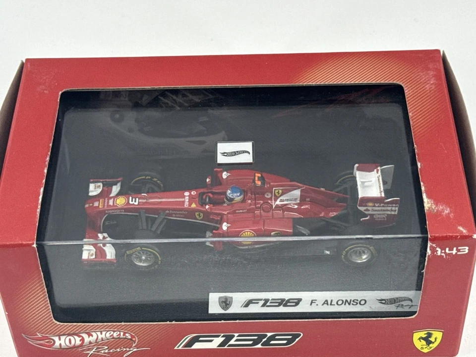 Hot Wheels Racing Ferrari F138 1:43 Diecast Model Car Red BCK17 - Image 2 of 4