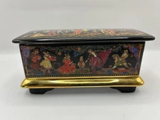 Ardleigh Elliott & Sons 1991 Russian Nutcracker Ballet Porcelain Music Box