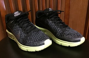 nike air max sequent 2 youth